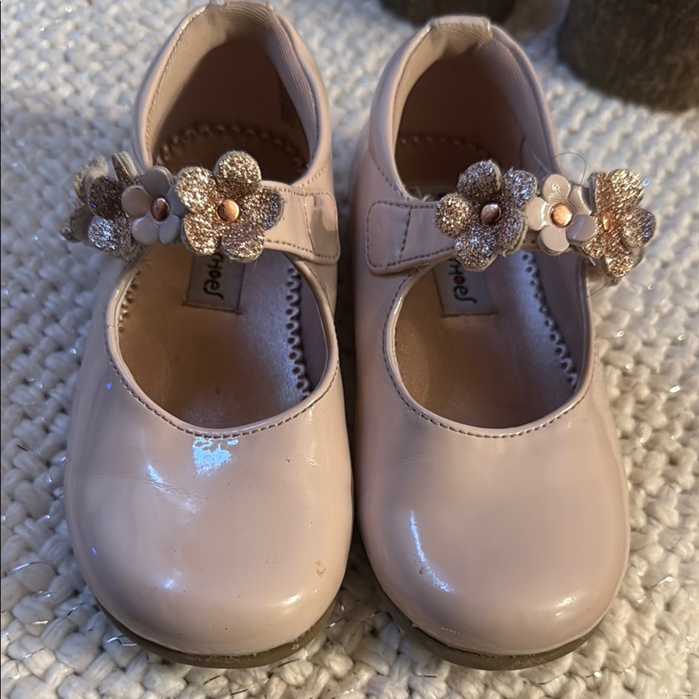 Rachel Zoe Pink Dress Shoes with Floral Embellishments